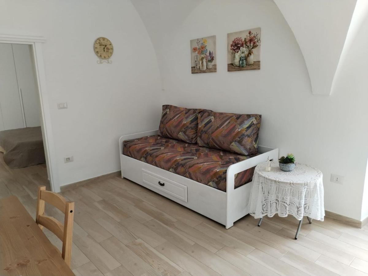 Casetta Nel Centro Storico Martina Franca Esterno foto